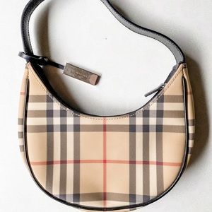 Small Burberry purse